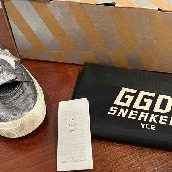 Golden Goose Deluxe Brand sneakers, metallic grey - Picture 3 of 6
